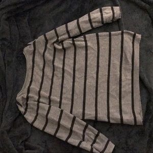 Grey stripped tee